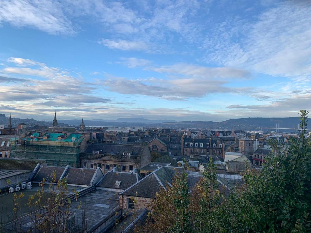 Hill House - Mews Town House, In A Quiet Private Close, In The City Centre Of Inverness. Luaran gambar